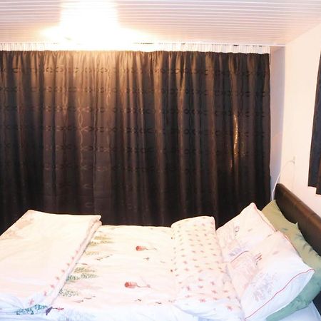 Ferienwohnung La Lapia Monthey Exterior foto