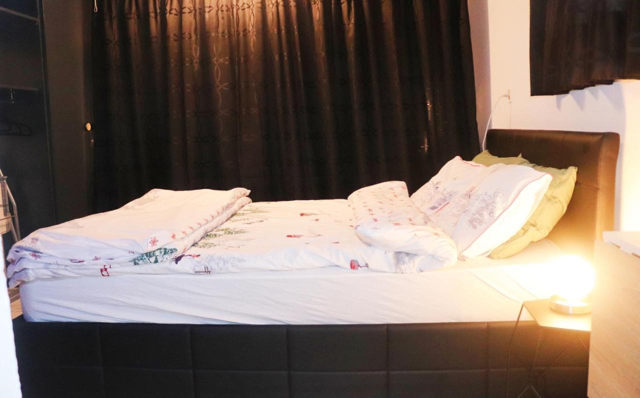 Ferienwohnung La Lapia Monthey Exterior foto