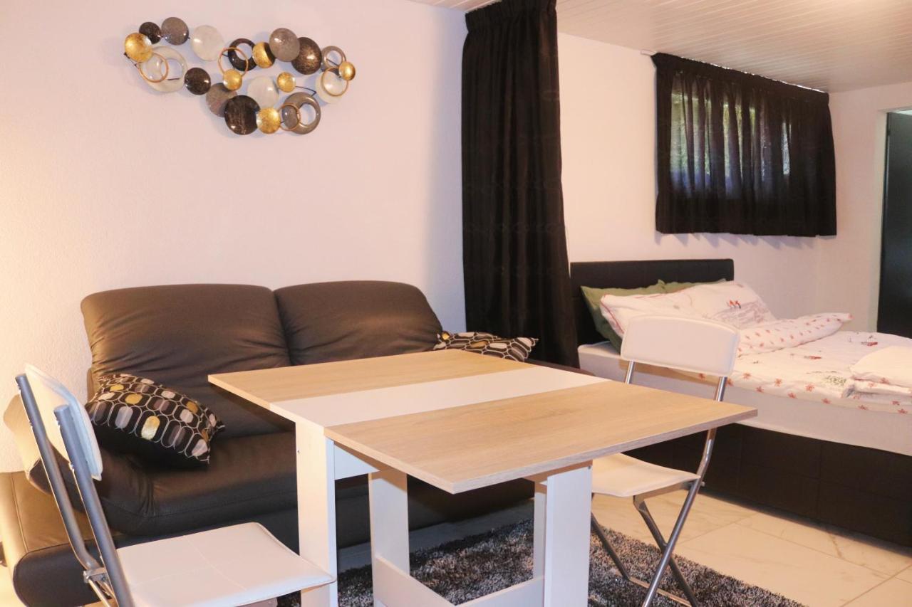 Ferienwohnung La Lapia Monthey Exterior foto