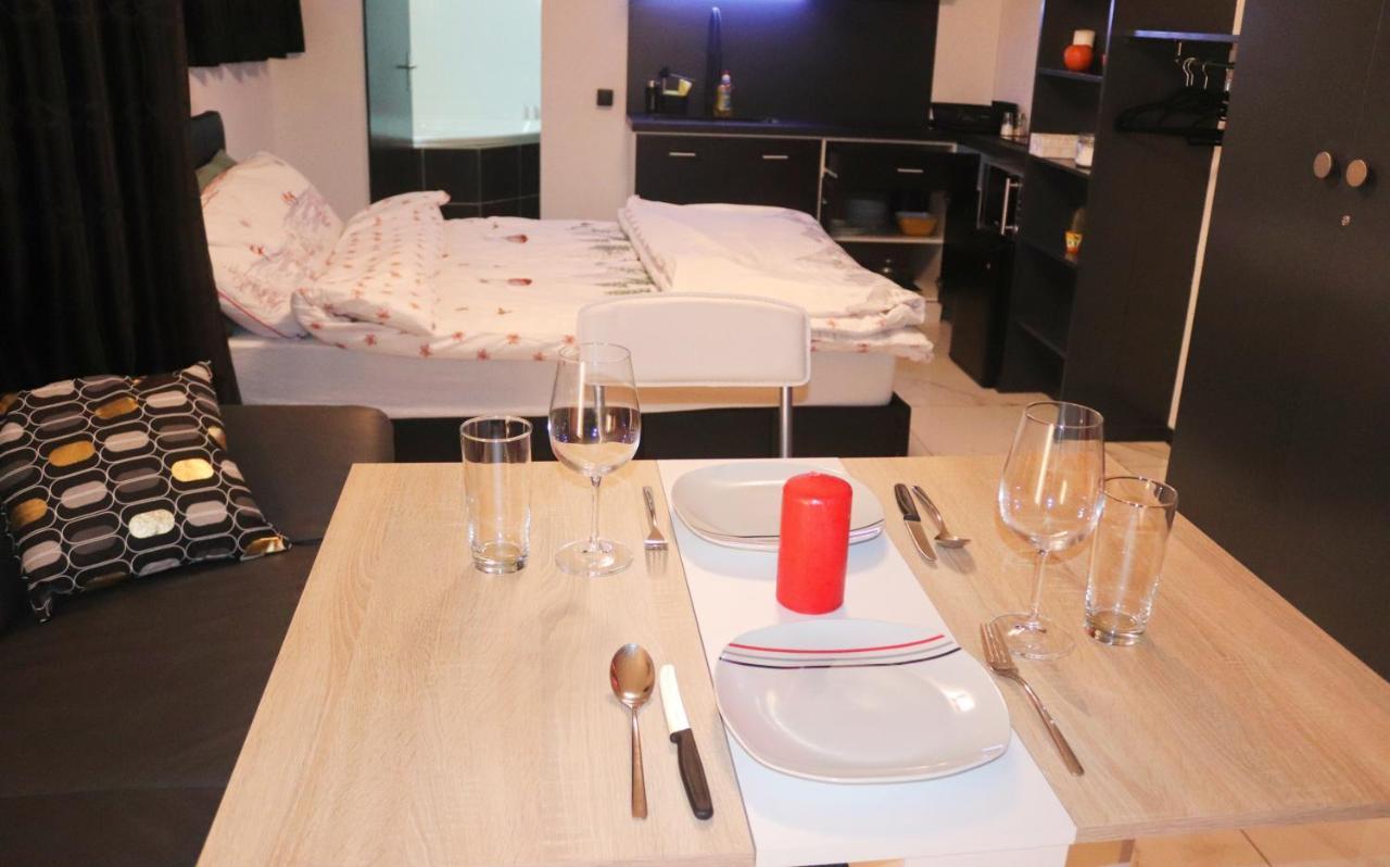 Ferienwohnung La Lapia Monthey Exterior foto
