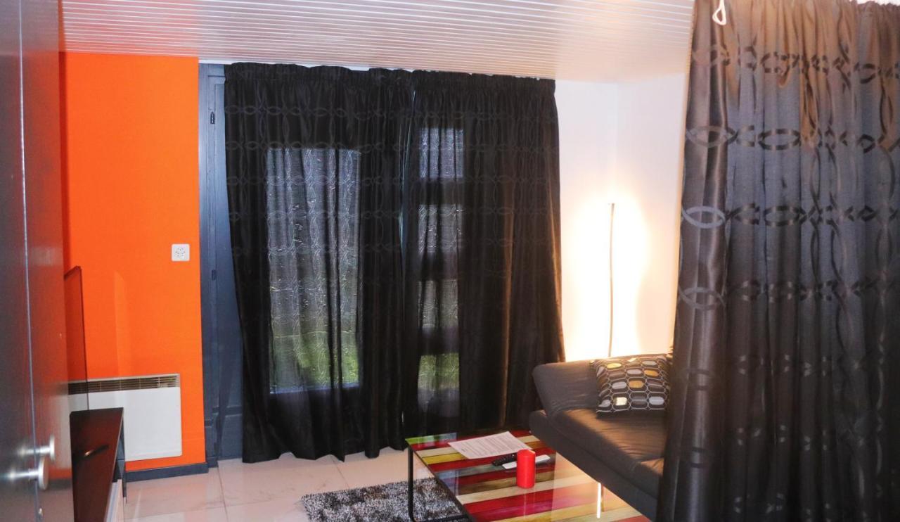 Ferienwohnung La Lapia Monthey Exterior foto