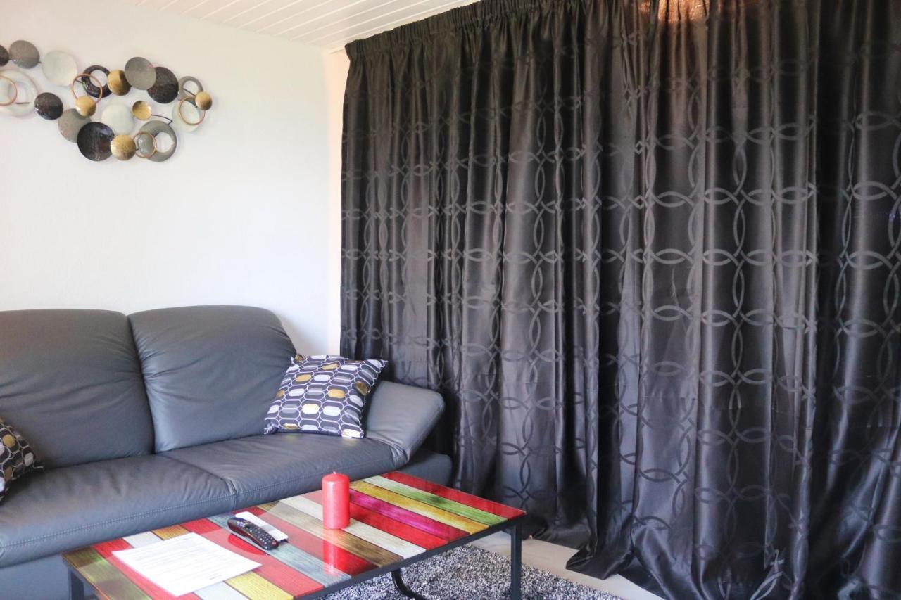 Ferienwohnung La Lapia Monthey Exterior foto
